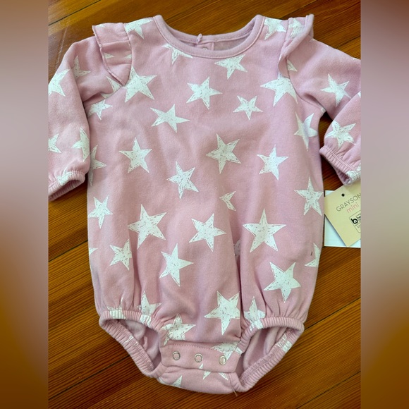NWT Grayson Collective Sweatshirt Bodysuit with Sleeve Ruffles baby size 3-6 M - Picture 2 of 8